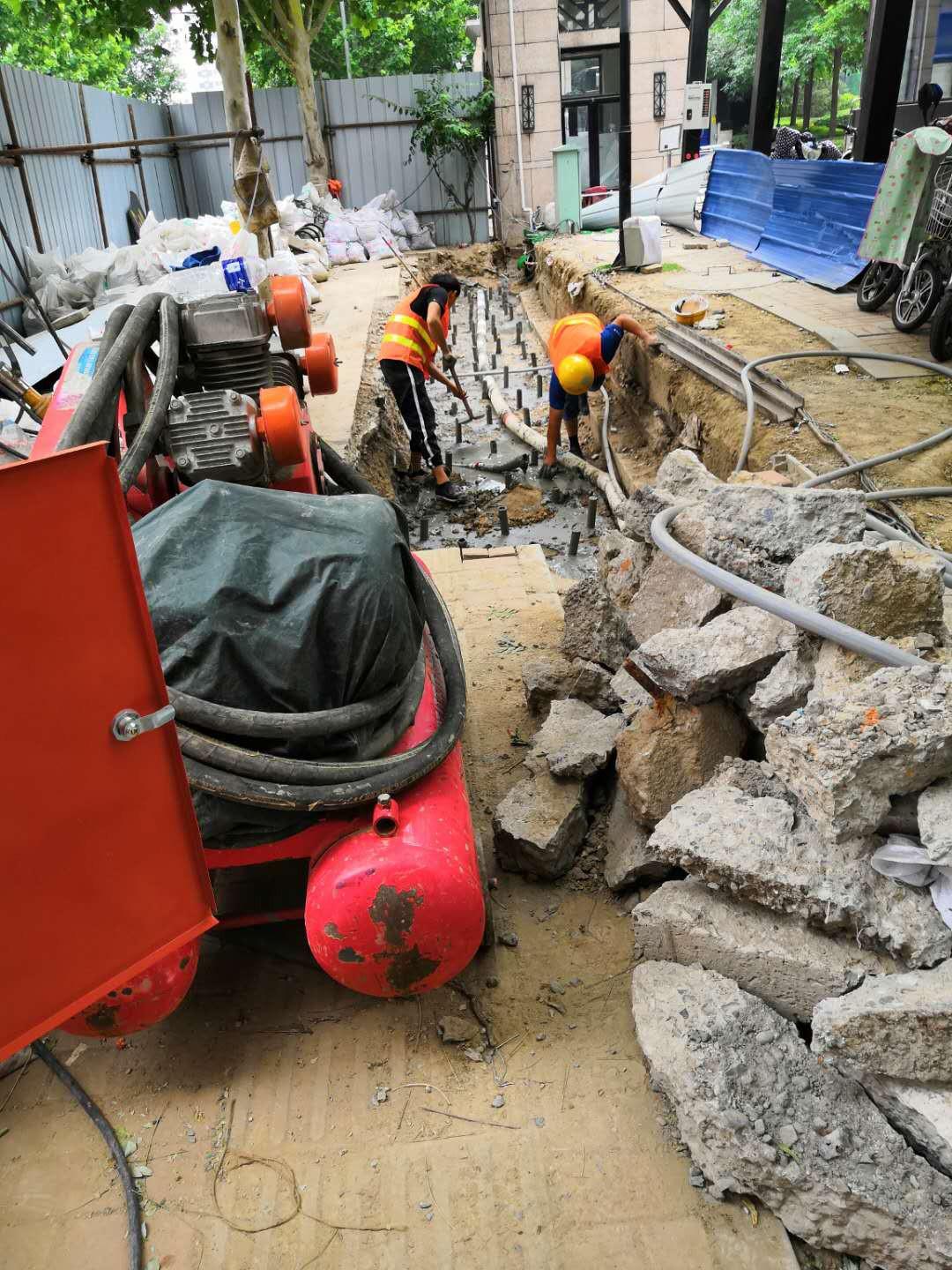 陵水地基加固解决房子的地基下沉问题